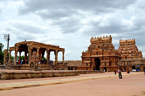 Brihadeeswarar Temple