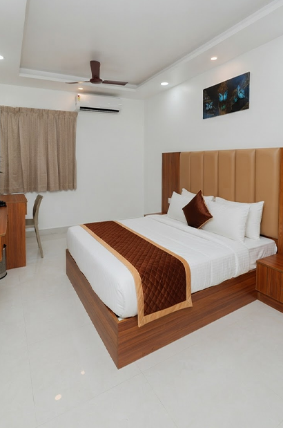 Twin Rooms